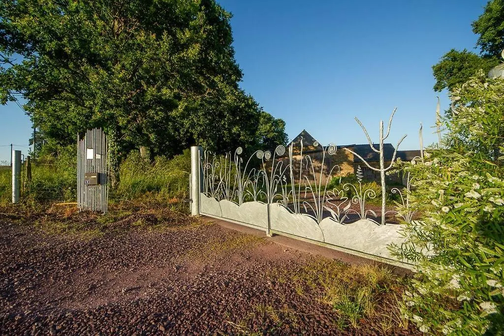 Le Nourhoet Havre De Paix A L'Oree De Broceliande Campénéac بيت للعطل